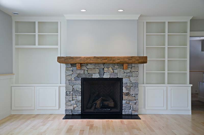 Greg Fitzpatrick Inc - Custom Home Builder - Fireplace and Built-ins