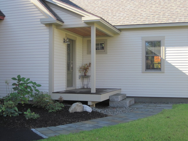Greg Fitzpatrick Inc - Custom Home Builder - Entry porch